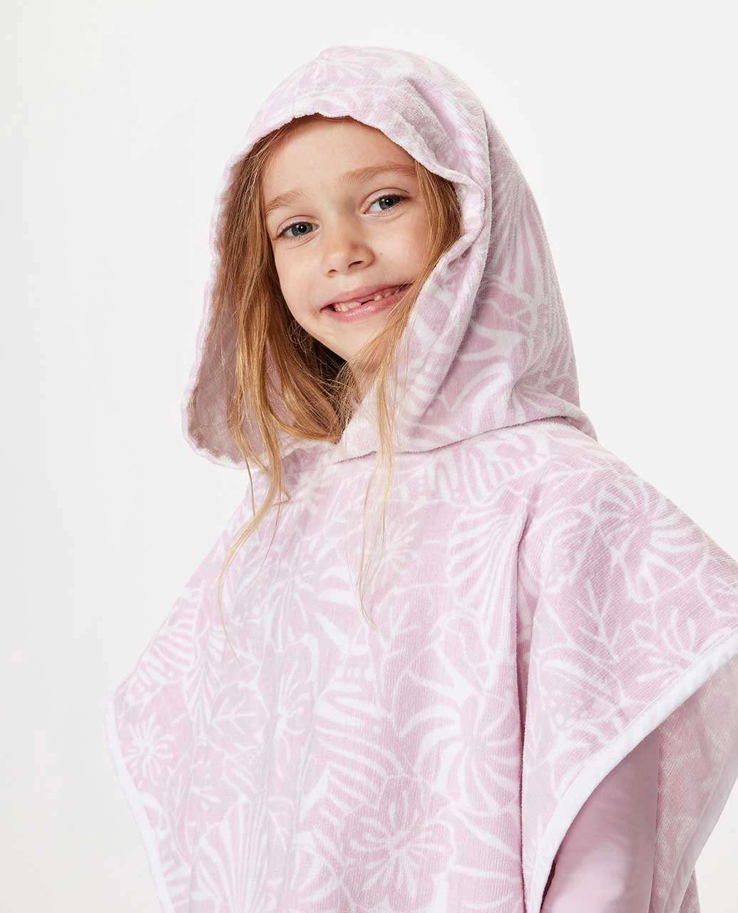 La Tropica Hooded Towel - Girl's (1-8 Years) 2 La Tropica Hooded Towel - Girl's (1-8 Years) - Image 2