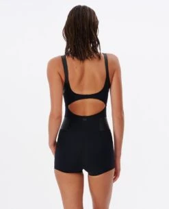 Mirage Ultimate Short Jane Surfsuit -BeachFit Store 01gwsw 0090 3 1280x1280 1