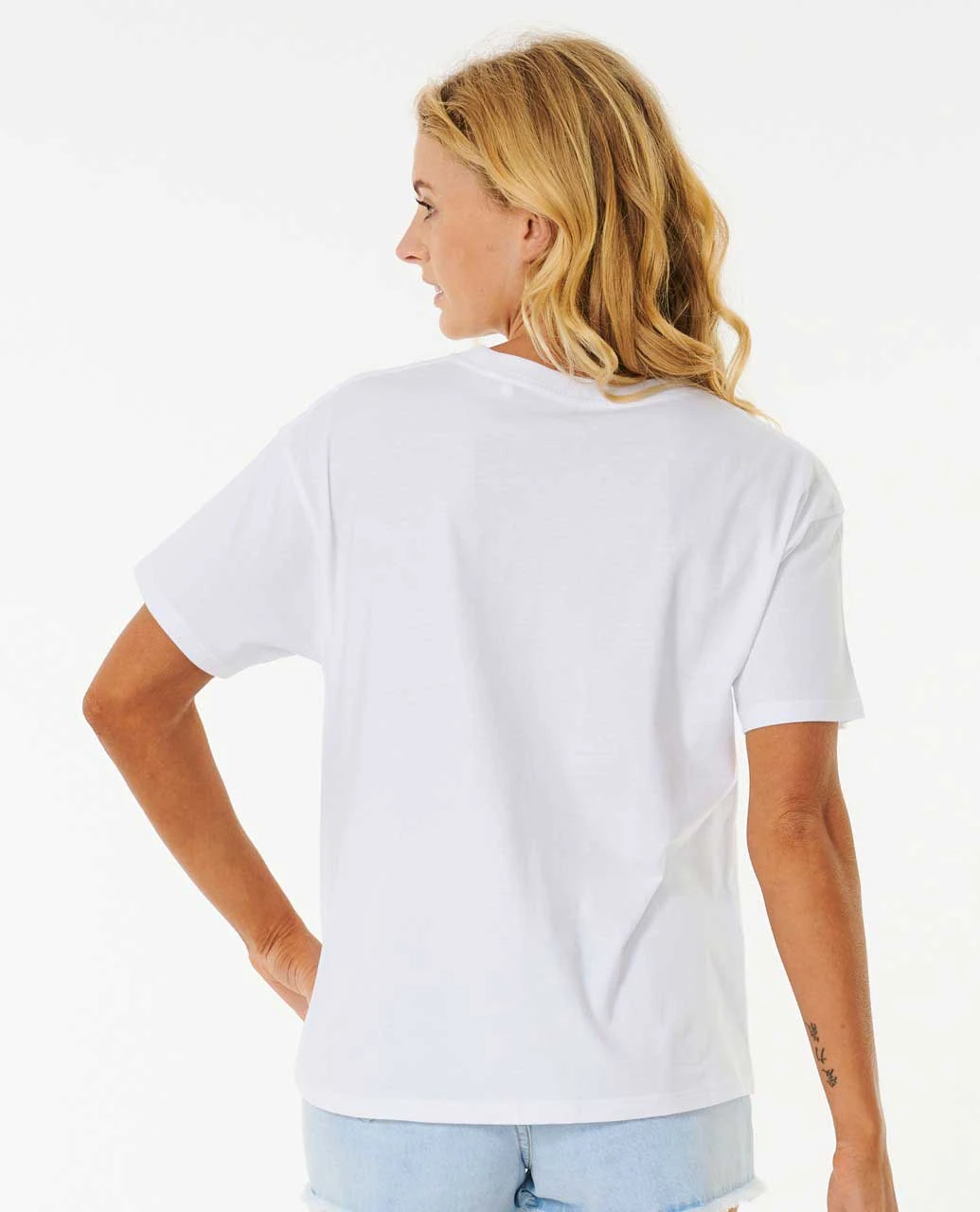 Classic Relaxed Tee 4 Classic Relaxed Tee - Image 4