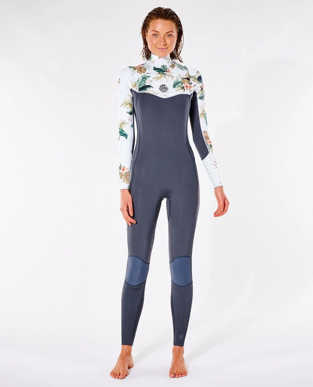 WomensDawn Patrol 3/2mm Chest Zip Wetsuit Steamer 1 WomensDawn Patrol 3/2mm Chest Zip Wetsuit Steamer